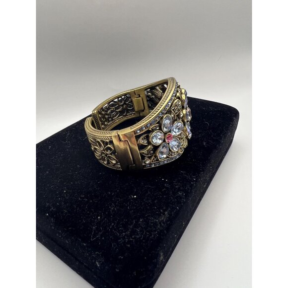 Signed Heidi Daus Glamorous Garden Crystal Cuff Bracelet - Picture 2 of 7